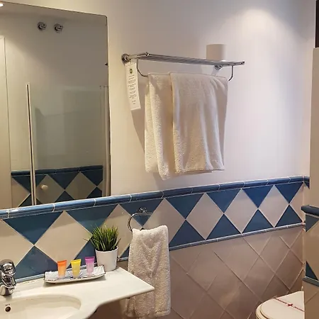 La - Old Town Otel Marbella