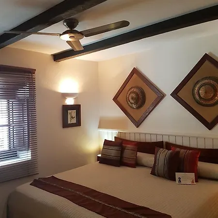Hotel La - Old Town