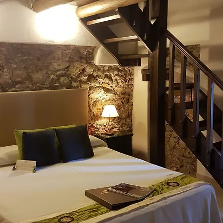 Hotel La - Old Town *