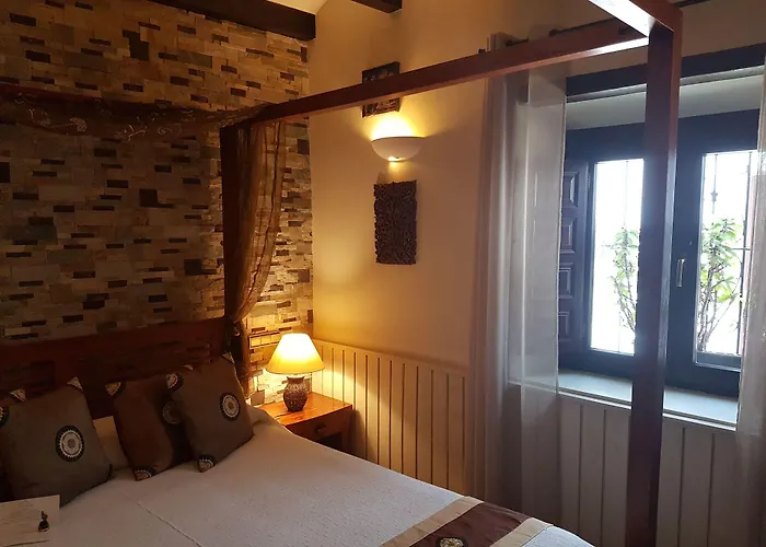 La - Old Town Hotell