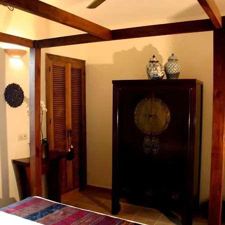 Hotel La - Old Town Marbella